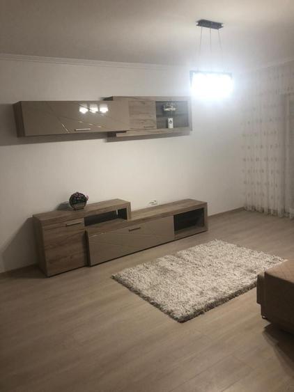 Apartament cu 2 camere decomandat în Dacia