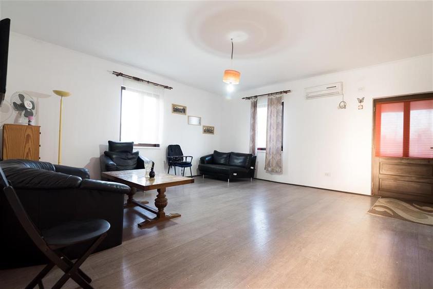 Casă individuală cu 3 camere cu Teren 1184 Mp în Sântimreu