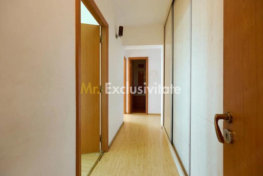 Apartament cu 4 camere decomandat în Craiovei