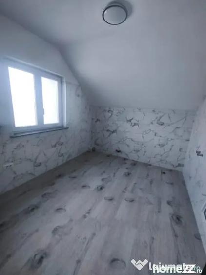 Casă cu 5 camere cu Teren 500 Mp în Rădăuți
