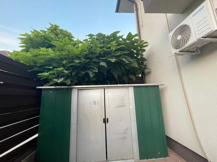 Casă cu 3 camere cu Canalizare în Central