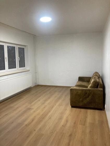Apartament cu 2 camere decomandat în Lipovei