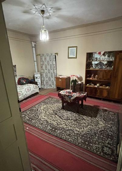 Casă cu 4 camere în Micfalău