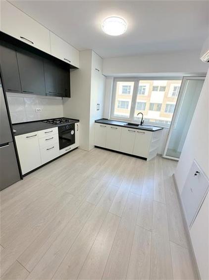 Apartament cu 2 camere semidecomandat, mobilat în Nord