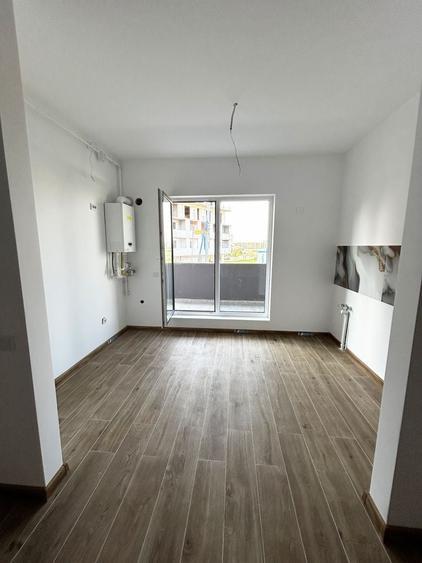 Apartament cu 2 camere decomandat în Titan