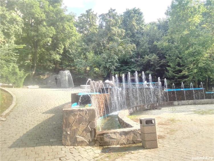 Casă cu 4 camere cu Teren 500 Mp în Central