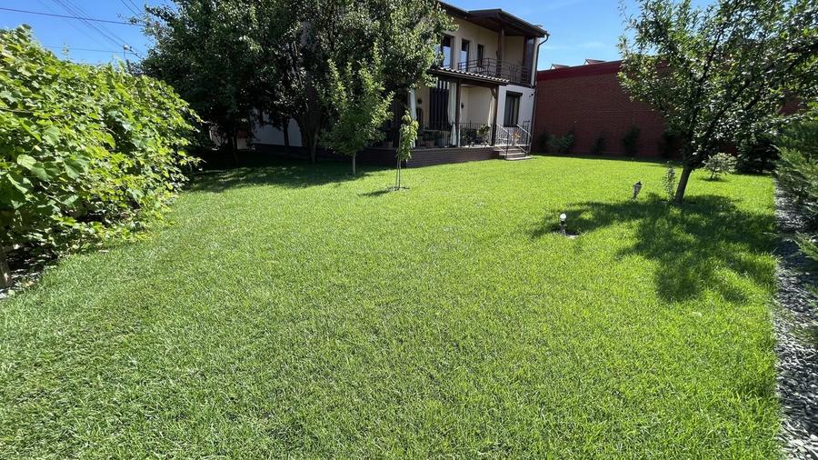 Casă individuală cu 6 camere cu Canalizare în Mehala