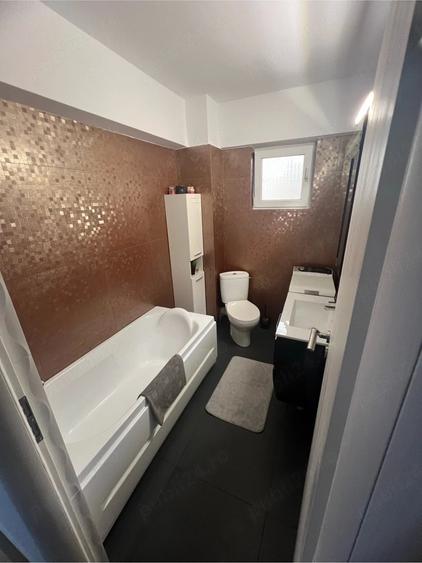 Apartament cu 2 camere semidecomandat în Tomis Plus