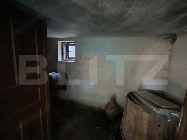 Casă cu 2 camere cu Teren 3350 Mp în Aghireș
