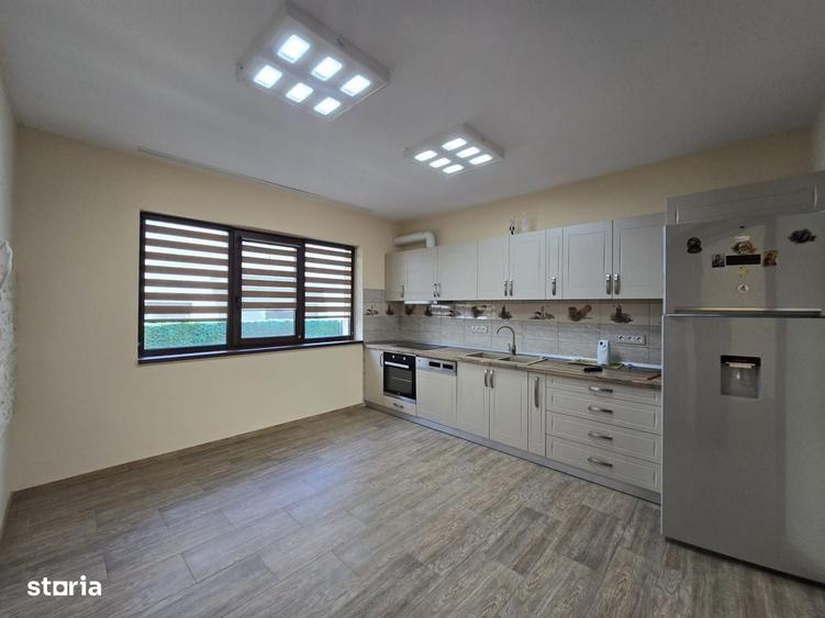 Casa individuala | 5 dormitoare | 230 mp | 700 mp teren | Tauti Manast - 7