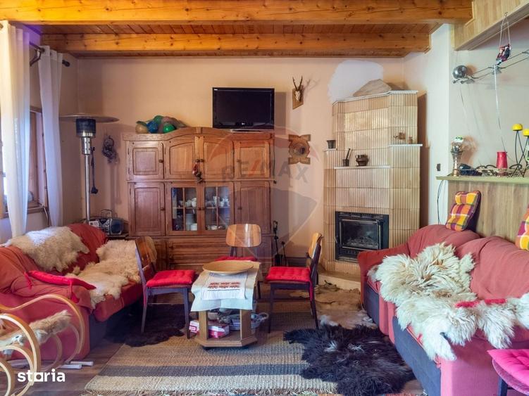 Casă cu 4 camere în Coțofenești