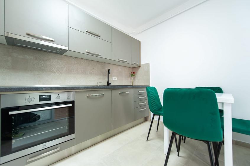 Apartament cu 3 camere în Micești