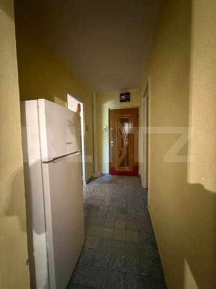 Apartament cu 2 camere decomandat, mobilat în Micro 13