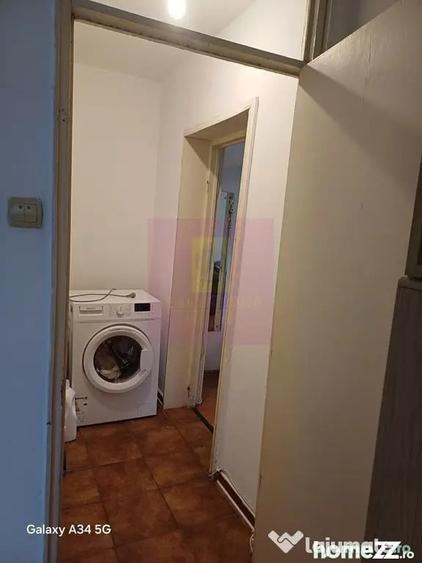 Apartament cu 2 camere semidecomandat în Uverturii