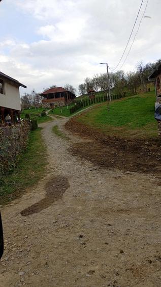 Casă cu 1 camere cu Teren 35 Mp în Poienile Izei