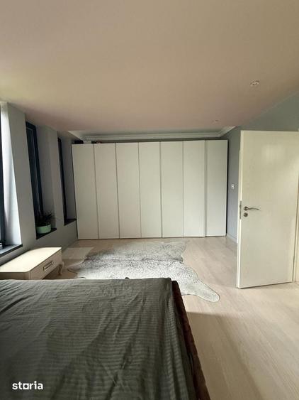 Casă cu 4 camere cu Teren 594 Mp în Central