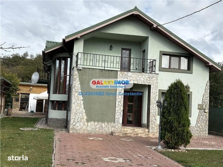 Casă cu 4 camere decomandat cu Teren 725 Mp în Tisău