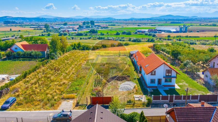 Teren Construcții intravilan de 1200 mp, în Feldioara