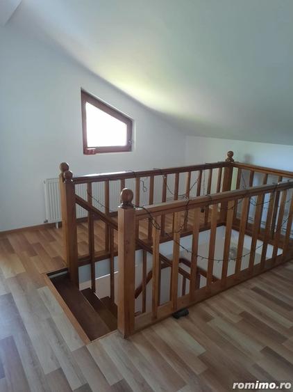 Casă cu 5 camere cu Teren 4000 Mp în Timișești