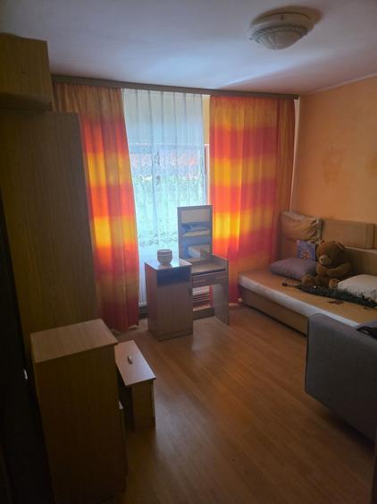 Apartament cu 2 camere decomandat în Poarta 6