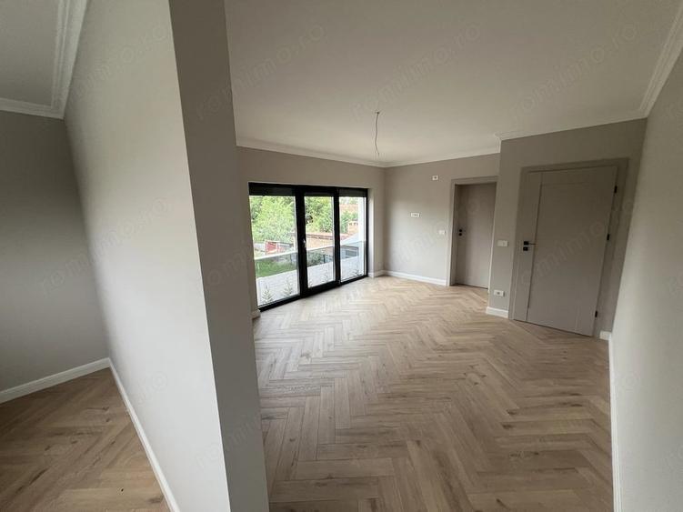 Casă cu 4 camere cu Teren 308 Mp în Favorit