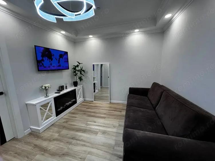 Apartament cu 2 camere decomandat în Florilor