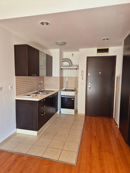 Apartament cu 2 camere semidecomandat, mobilat în Colentina