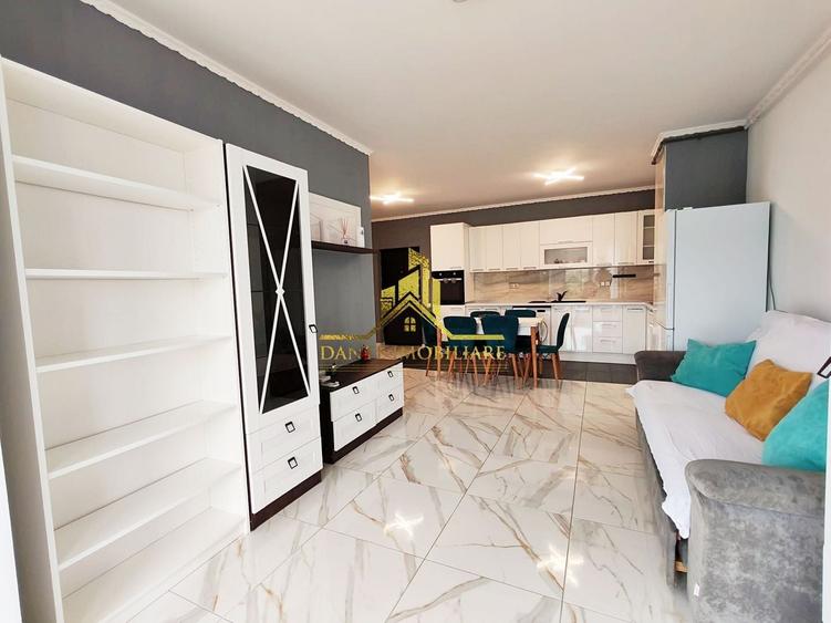 Apartament cu 3 camere semidecomandat, mobilat în Bună Ziua