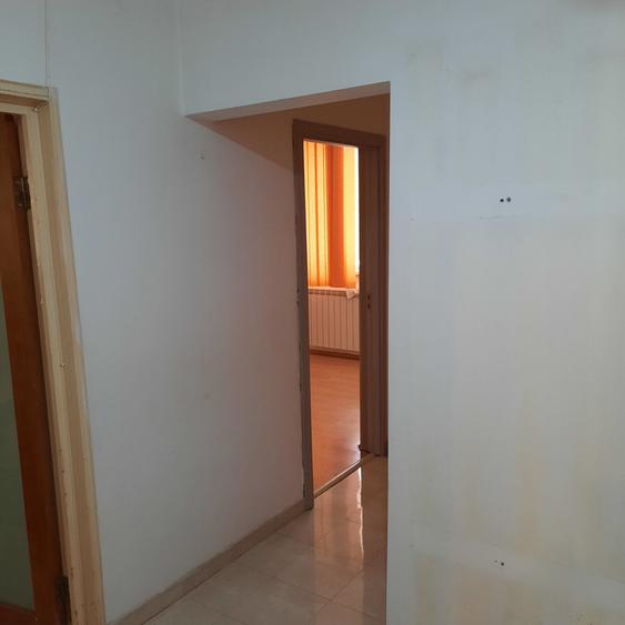 Apartament cu 4 camere decomandat în Virtuții