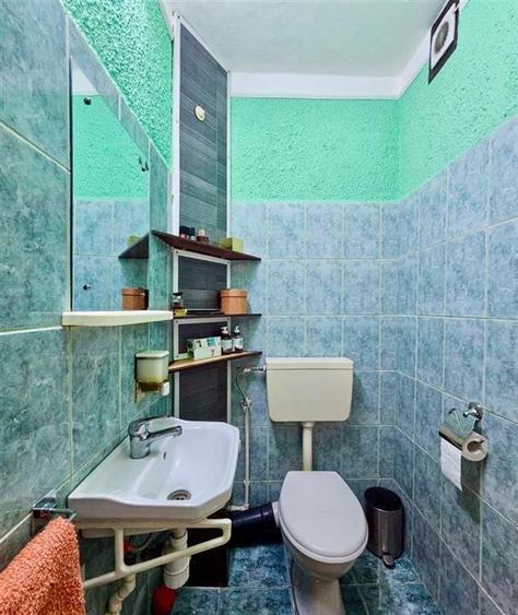 Apartament cu 3 camere decomandat, mobilat în Mircea cel Bătrân