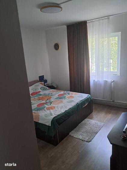 Casă cu 3 camere în Domnești