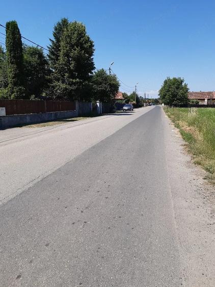 Teren de 2325 mp, în Tărlungeni
