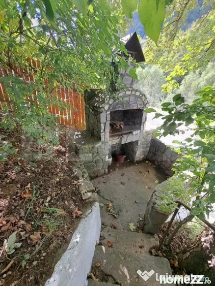 Casă cu 4 camere cu Teren 1209 Mp în Moieciu