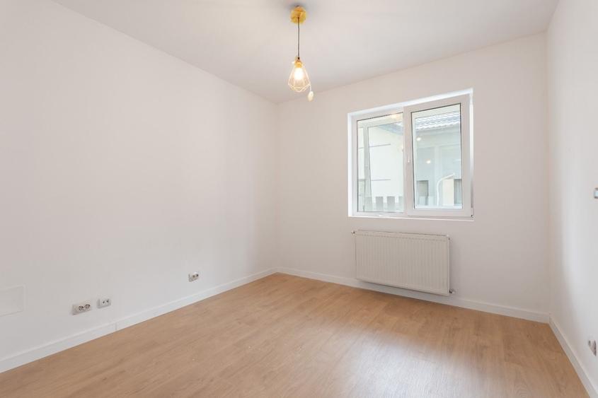Apartament cu 2 camere decomandat în Central — fotografia 1