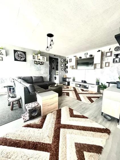Apartament cu 2 camere semidecomandat în Florești — fotografia 3