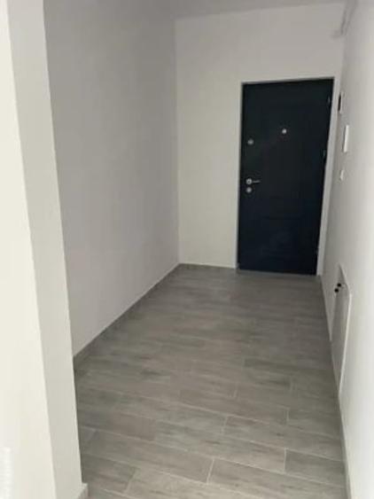 Apartament cu 2 camere decomandat în Neptun