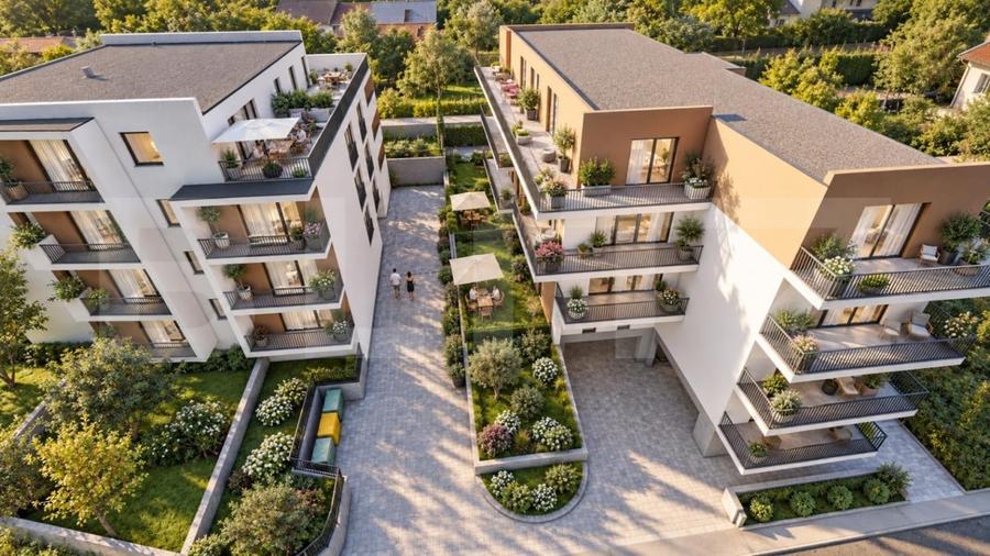 Apartament cu 3 camere decomandat în Cetate