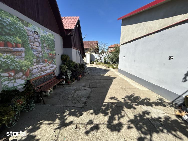 Casă cu 6 camere cu Teren 922 Mp în Zădăreni