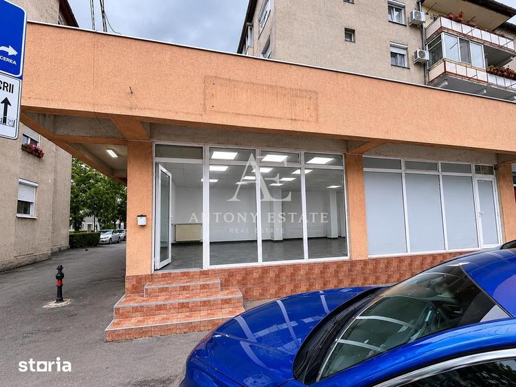 Spațiu comercial, de 45 mp, în Iosia