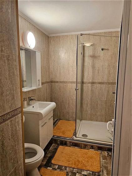Apartament cu 2 camere decomandat, mobilat în Vitan