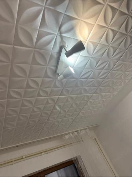 Apartament cu 3 camere decomandat în Mangalia