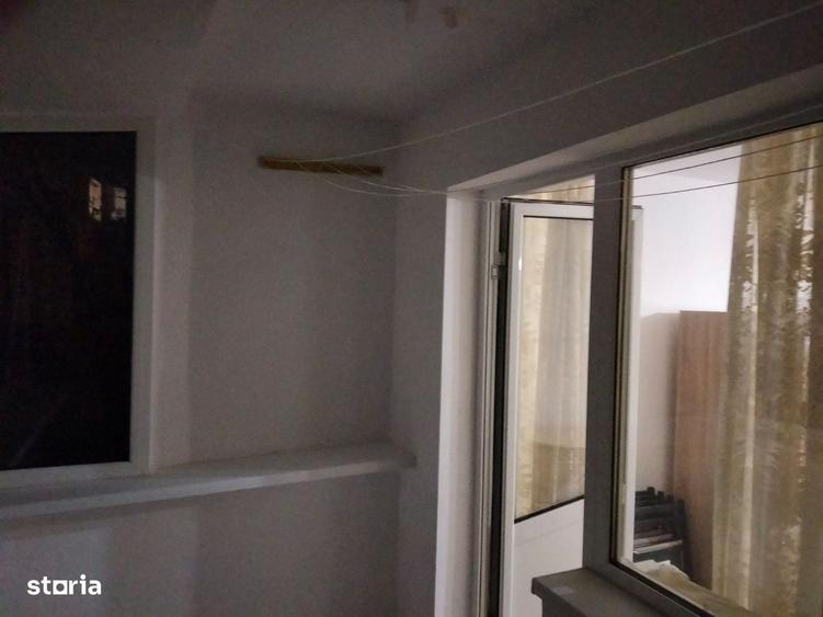 Apartament cu 2 camere decomandat în Nicolina