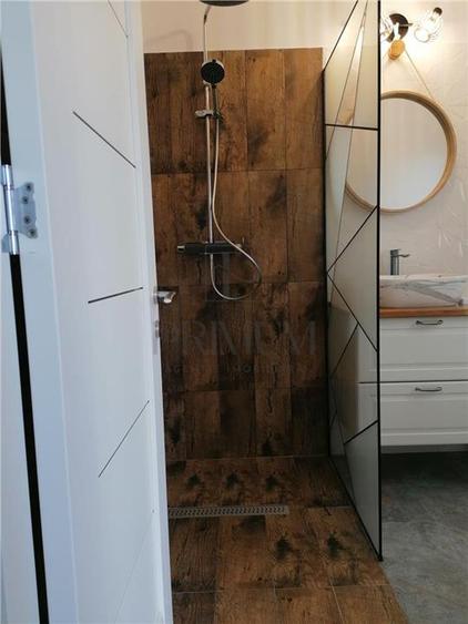 Duplex cu 5 camere cu Teren 420 Mp în Șag