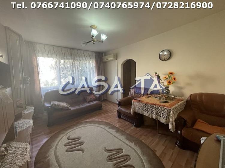 Apartament cu 3 camere semidecomandat, mobilat în Plopilor