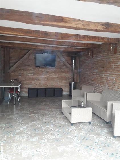 Casă cu Teren 920 Mp în Vale
