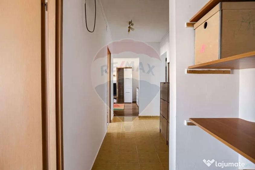 Apartament cu 3 camere decomandat în Aurel Vlaicu