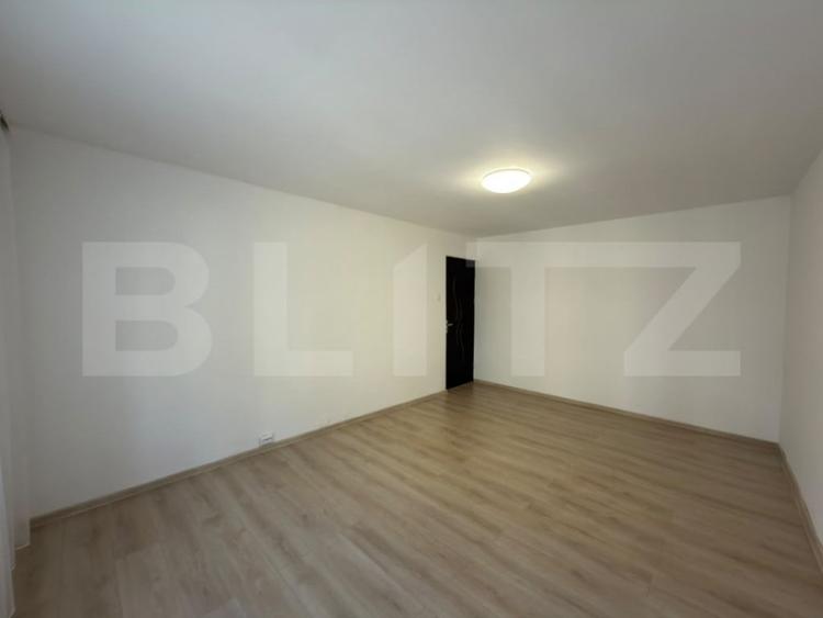 Apartament cu 2 camere decomandat în 1 Mai