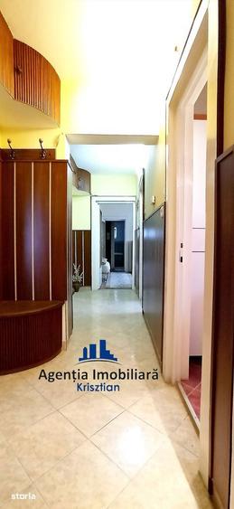 Apartament cu 4 camere de vanzare in Micro 16 - 17