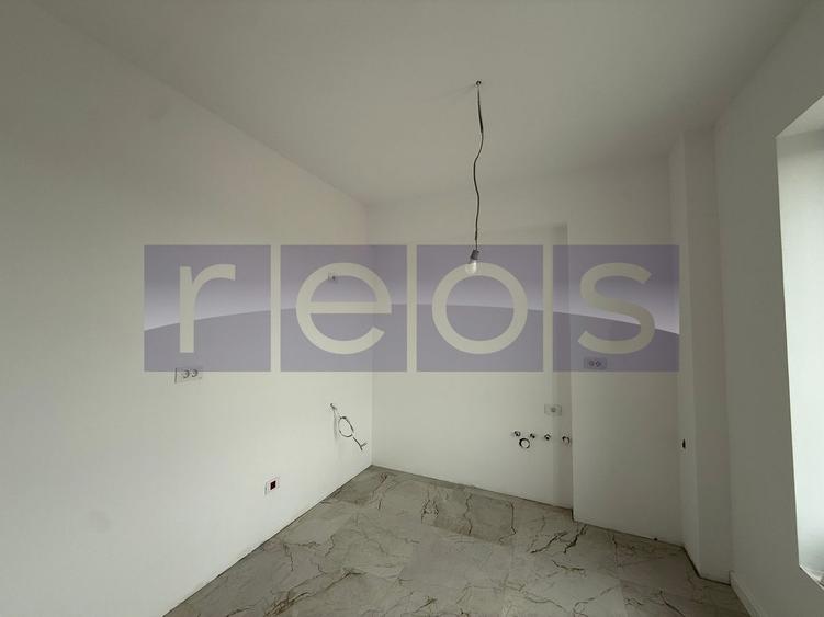 Apartament cu 2 camere semidecomandat în Sisești