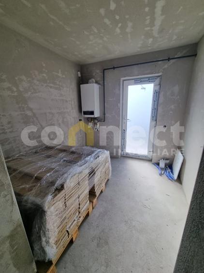 Casă individuală cu 4 camere cu Canalizare în Jucu de Mijloc